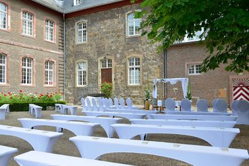 Schloss Wahn Innenhof